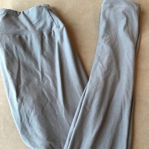 Gray Lularoe leggings